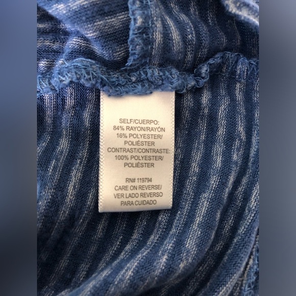 One World Ladies Top - Picture 5 of 6